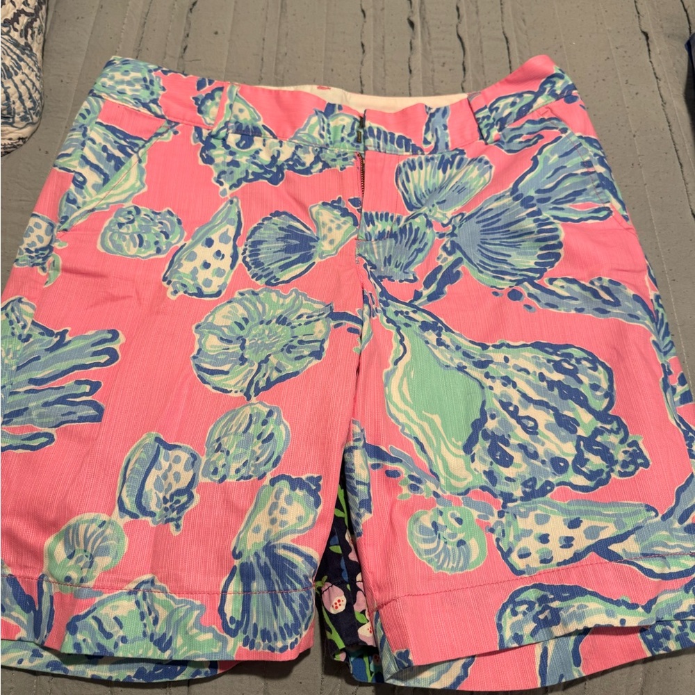 Lilly size 10 shorts.